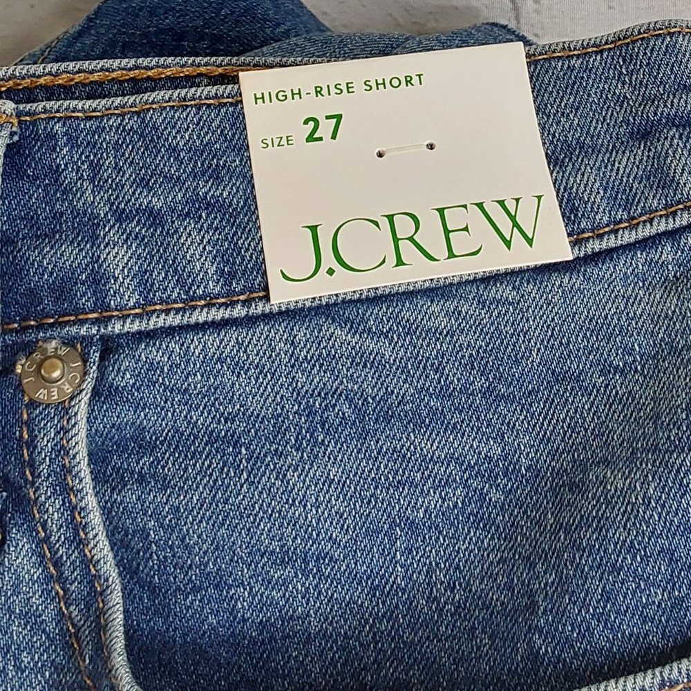 'J.CREW' RAW~EDGE DENIM SHORTS - Picture 14 of 16